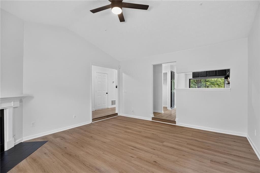 3 bedroom, 2 bathroom, 1,334 sq ft single family residence for sale at 1555 Burnstone Drive, Stone Mountain, GA 30088 — photo 7