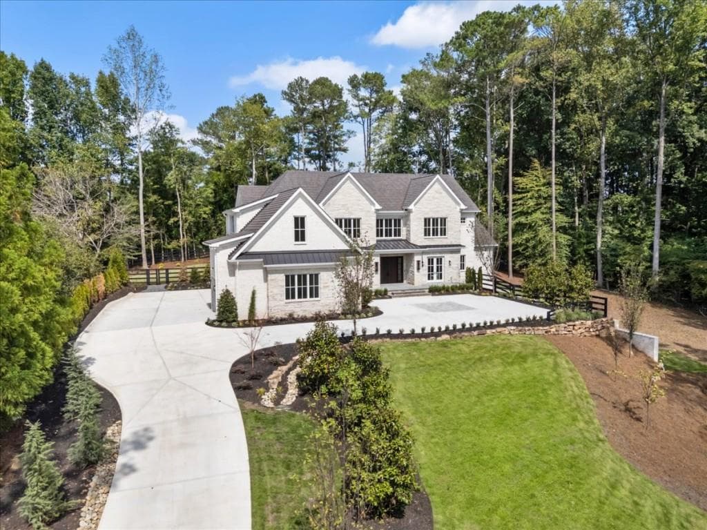 6 bedroom, 9 bathroom, 10,831 sq ft single family residence for sale at 13265 Owens Way, Milton, GA 30004 — photo 8
