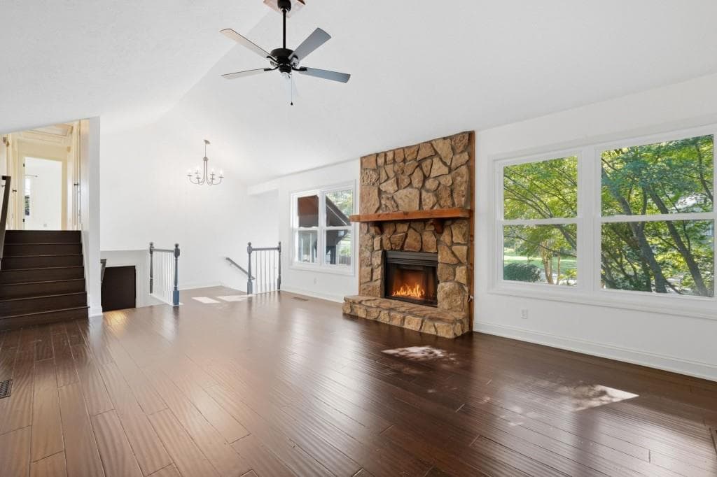 5 bedroom, 3 bathroom, 2,474 sq ft single family residence under contract at 3751 Station Drive, Kennesaw, GA 30144 — photo 8