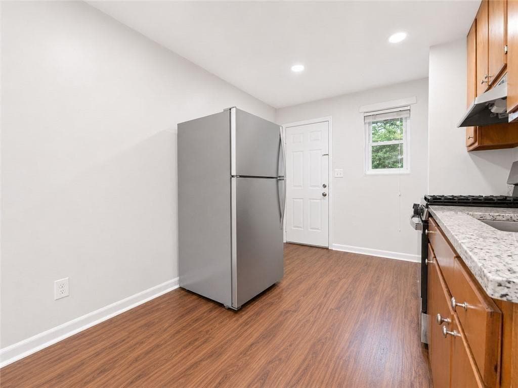 2 bedroom, 1 bathroom, 800 sq ft apartment for rent at 3203 E Point Street 4, Atlanta, GA 30344 for $1,175 a month — photo 5