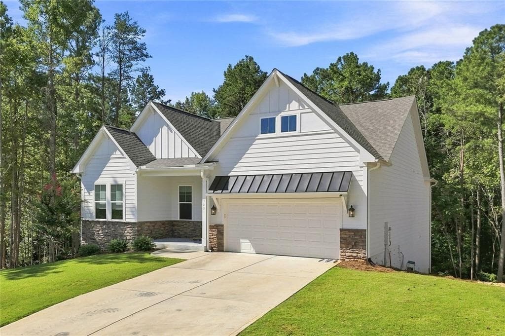 4 bedroom, 3 bathroom, 3,197 sq ft single family residence under contract at 723 Linger Longer Drive, Ellijay, GA 30540 — photo 4