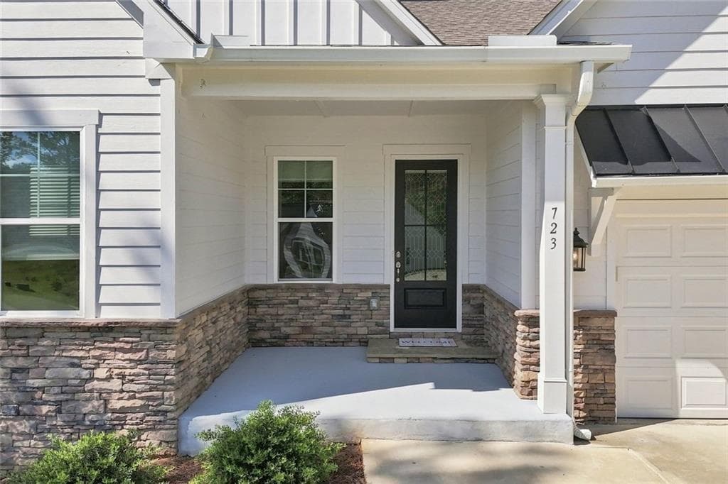 4 bedroom, 3 bathroom, 3,197 sq ft single family residence under contract at 723 Linger Longer Drive, Ellijay, GA 30540 — photo 5