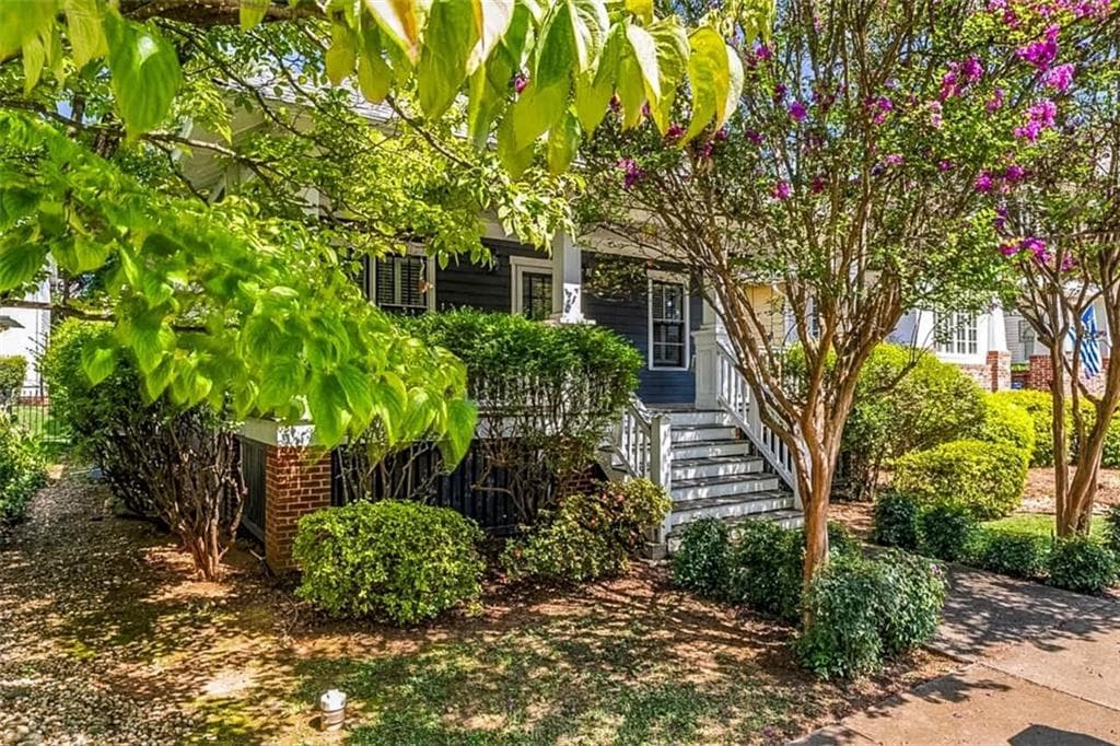 4 bedroom, 3 bathroom, 2,349 sq ft single family residence for sale at 925 Margaret Street, Hapeville, GA 30354