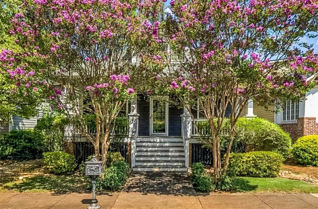 4 bedroom, 3 bathroom, 2,349 sq ft single family residence for sale at 925 Margaret Street, Hapeville, GA 30354 — photo 3