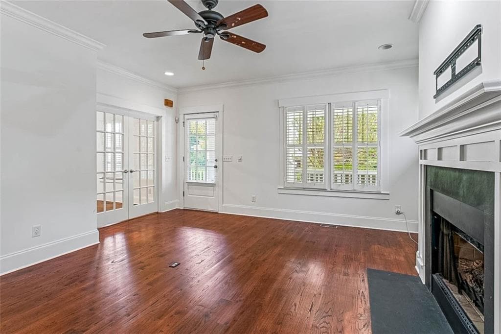 4 bedroom, 3 bathroom, 2,349 sq ft single family residence for sale at 925 Margaret Street, Hapeville, GA 30354 — photo 5