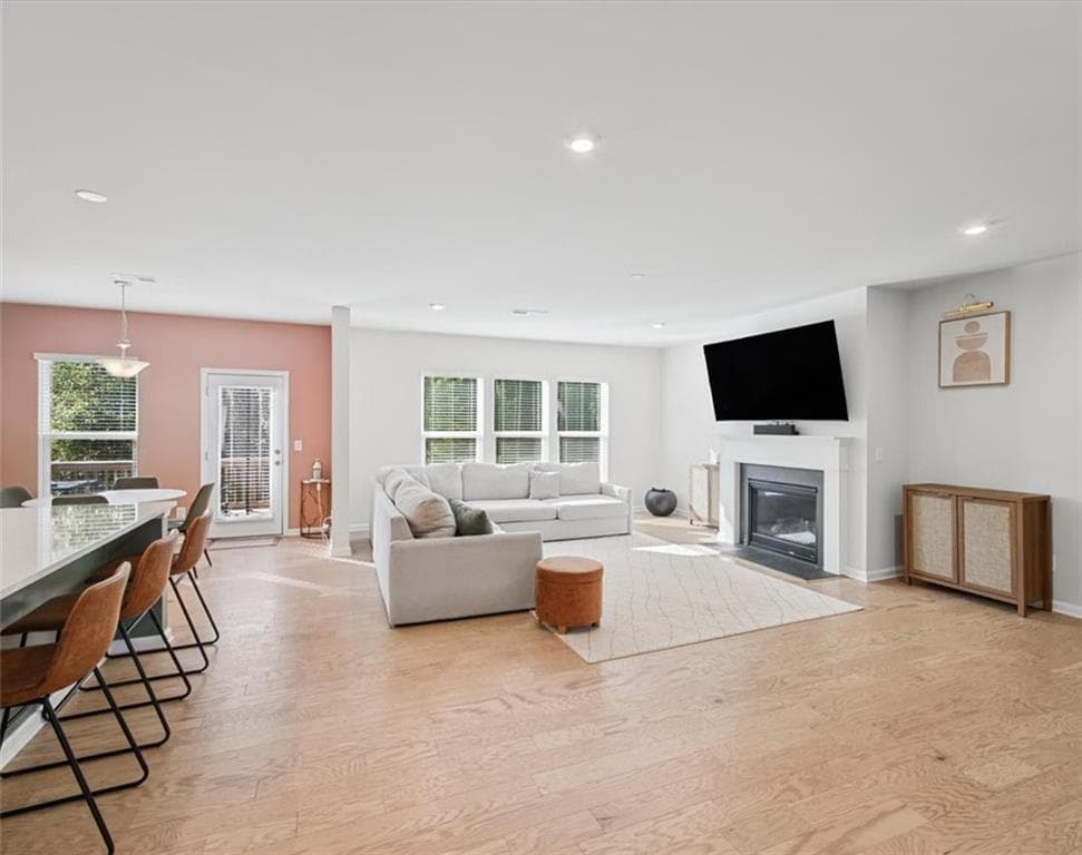 5 bedroom, 4 bathroom, 4,903 sq ft single family residence for sale at 361 Riverclub Road, Acworth, GA 30101 — photo 9