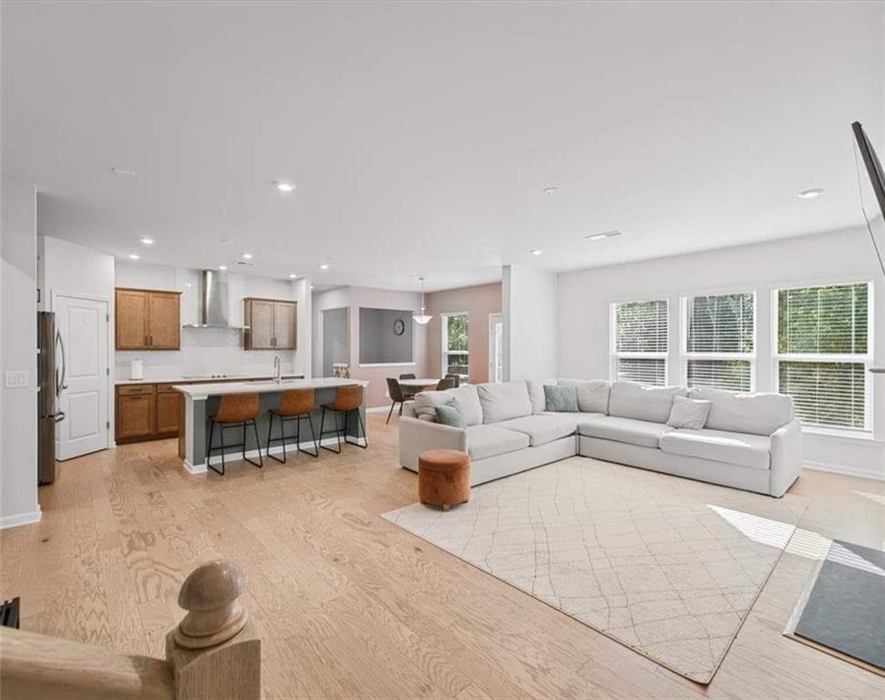 5 bedroom, 4 bathroom, 4,903 sq ft single family residence for sale at 361 Riverclub Road, Acworth, GA 30101 — photo 10
