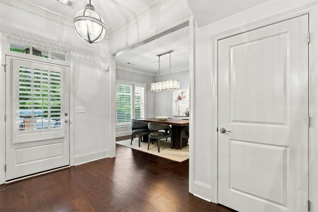 6 bedroom, 5 bathroom, 4,104 sq ft single family residence for sale at 12466 Broadwell Road, Milton, GA 30004 — photo 4