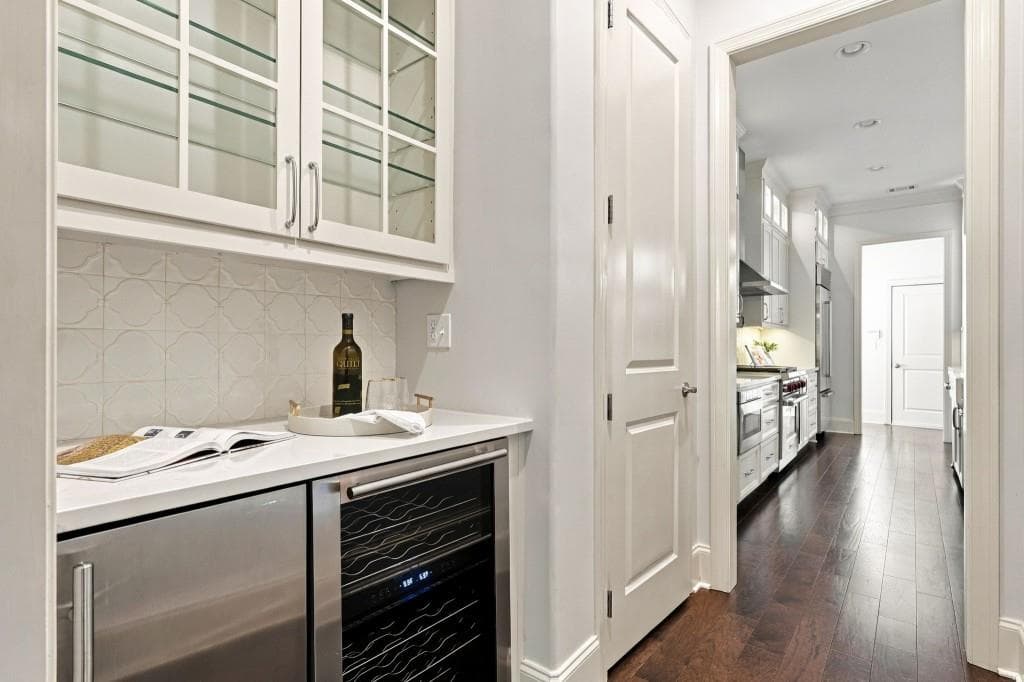 6 bedroom, 5 bathroom, 4,104 sq ft single family residence for sale at 12466 Broadwell Road, Milton, GA 30004 — photo 9