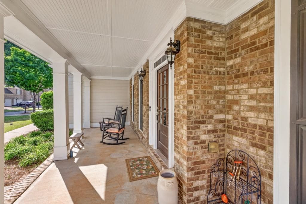 6 bedroom, 5 bathroom, 4,373 sq ft single family residence for sale at 1617 Trilogy Park Drive, Hoschton, GA 30548 — photo 7
