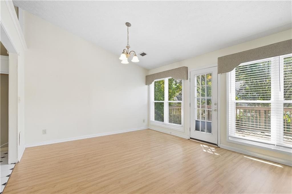 3 bedroom, 2 bathroom, 1,442 sq ft single family residence under contract at 4295 Wildridge Drive, Duluth, GA 30096 — photo 7