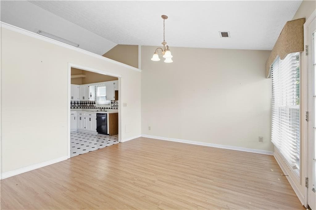 3 bedroom, 2 bathroom, 1,442 sq ft single family residence under contract at 4295 Wildridge Drive, Duluth, GA 30096 — photo 8