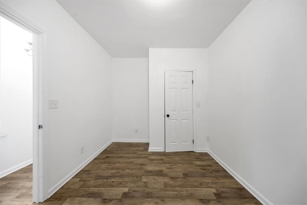 3 bedroom, 2 bathroom, 1,284 sq ft single family residence for sale at 2972 8th Street, East Point, GA 30344 — photo 8