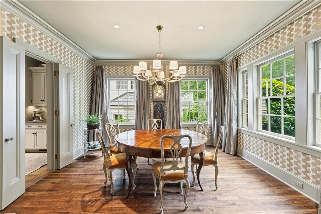 5 bedroom, 6 bathroom, 6,244 sq ft single family residence for sale at 45 Montclair Drive, Atlanta, GA 30309 — photo 5