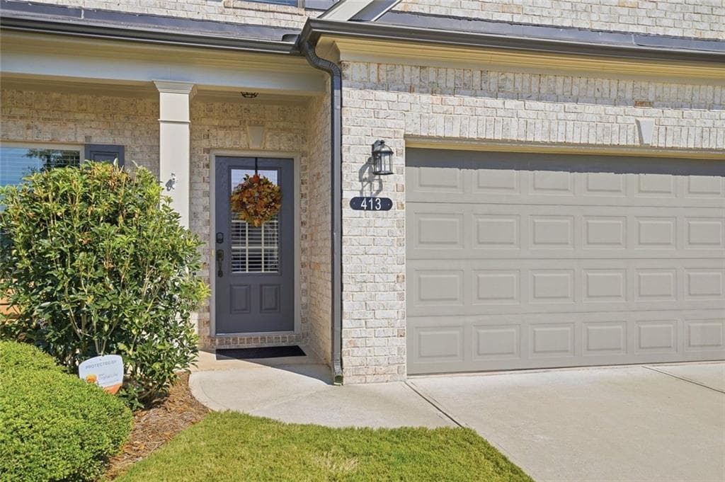 4 bedroom, 3 bathroom, 2,344 sq ft single family residence for sale at 413 Hudson Cove Trail, Gainesville, GA 30506 — photo 4