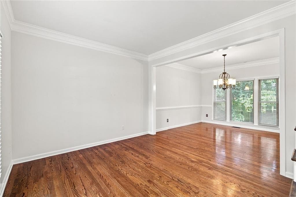 7 bedroom, 4 bathroom, 5,004 sq ft single family residence for sale at 1073 Hopedale Lane, Lawrenceville, GA 30043 — photo 3