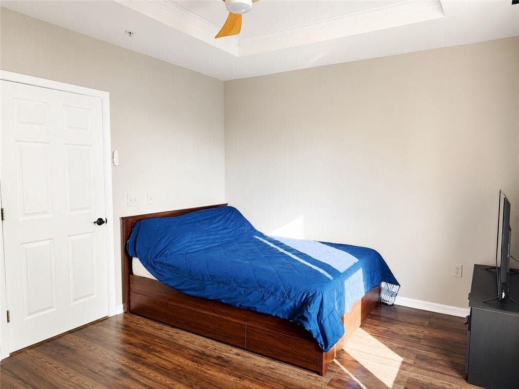 1 bedroom, 1 bathroom, 793 sq ft condominium for sale at 3334 Peachtree Road 1505, Atlanta, GA 30326 — photo 9