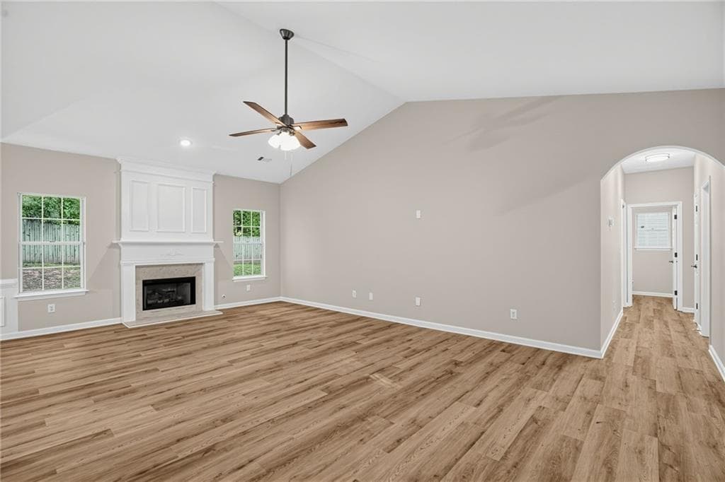 4 bedroom, 2 bathroom, 2,086 sq ft single family residence for sale at 433 Concord Circle, Mcdonough, GA 30253 — photo 6