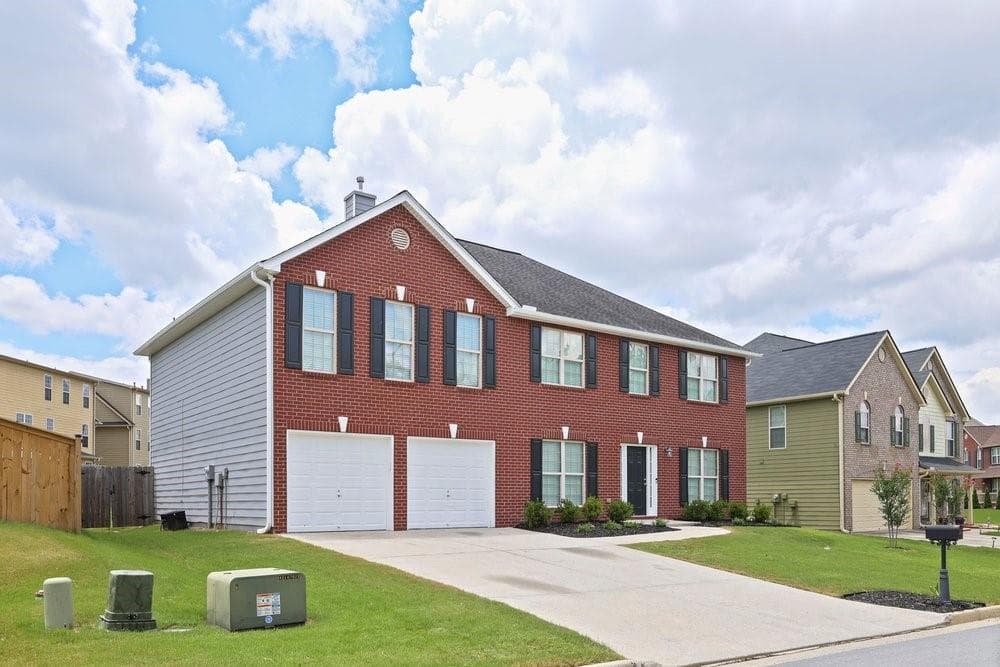4 bedroom, 3 bathroom, 3,240 sq ft single family residence for sale at 115 Maxton Avenue, Dallas, GA 30132 — photo 3