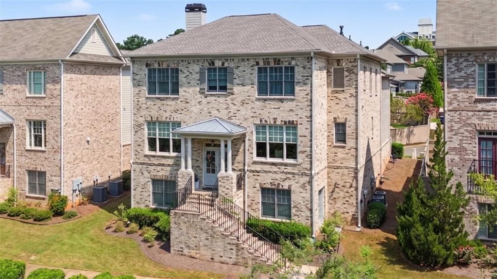 4 bedroom, 5 bathroom, 4,860 sq ft single family residence for sale at 1067 Merrivale Chase, Roswell, GA 30075 — photo 2