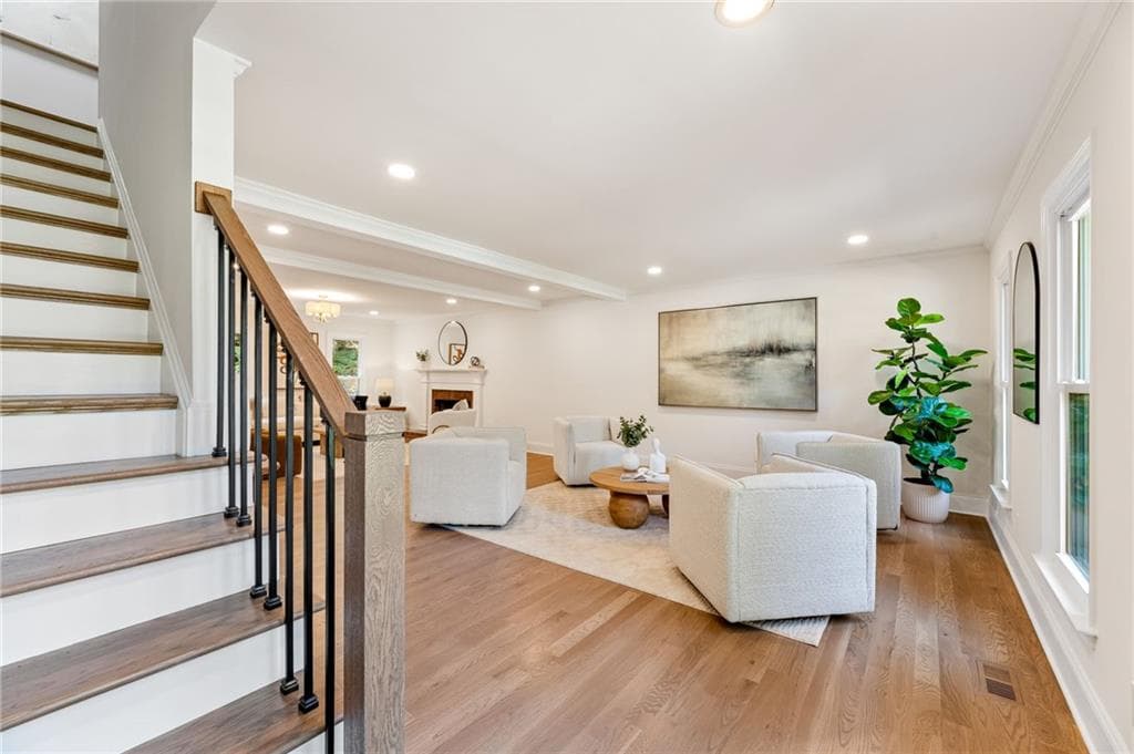 6 bedroom, 4 bathroom, 3,706 sq ft single family residence for sale at 3442 Johnson Ferry Road, Roswell, GA 30075 — photo 7