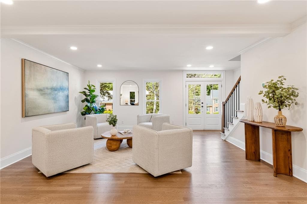 6 bedroom, 4 bathroom, 3,706 sq ft single family residence for sale at 3442 Johnson Ferry Road, Roswell, GA 30075 — photo 9