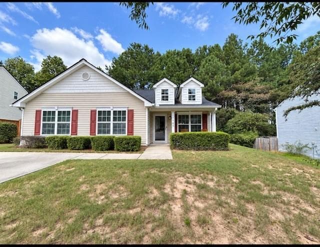 3 bedroom, 2 bathroom, 1,315 sq ft single family residence for sale at 2460 Vine Street, Union City, GA 30291