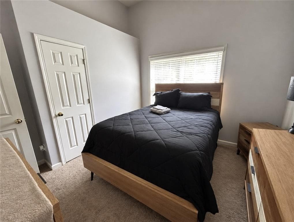3 bedroom, 2 bathroom, 1,315 sq ft single family residence for sale at 2460 Vine Street, Union City, GA 30291 — photo 8