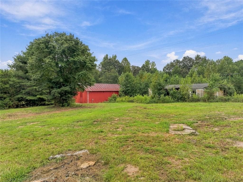 other for sale at 208 Garner Road, Cornelia, GA 30531 — photo 5