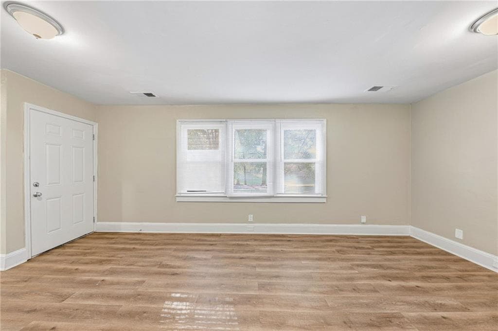 3 bedroom, 2 bathroom, 1,626 sq ft single family residence for sale at 612 S Dogwood Street, Villa Rica, GA 30180 — photo 10