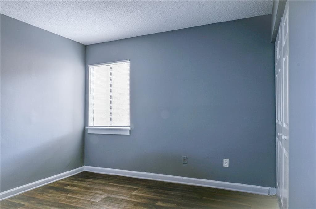 4 bedroom, 2 bathroom, 1,600 sq ft condominium for sale at 3575 Oakvale Road 305, Decatur, GA 30034 — photo 3