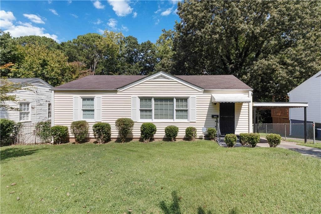 3 bedroom, 1 bathroom, 950 sq ft single family residence for sale at 2085 Verbena Street, Atlanta, GA 30314