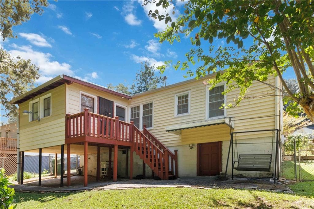 3 bedroom, 1 bathroom, 950 sq ft single family residence for sale at 2085 Verbena Street, Atlanta, GA 30314 — photo 2