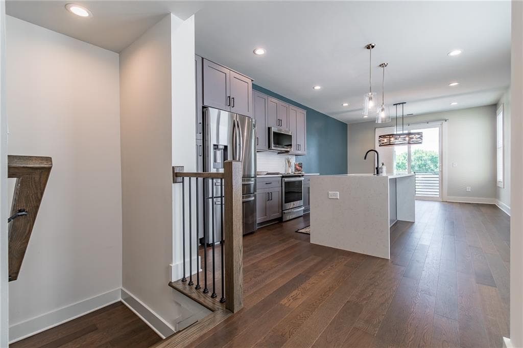 2 bedroom, 3 bathroom, 1,627 sq ft townhouse for rent at 1350 May Avenue 5, Atlanta, GA 30316 for $2,995 a month — photo 10