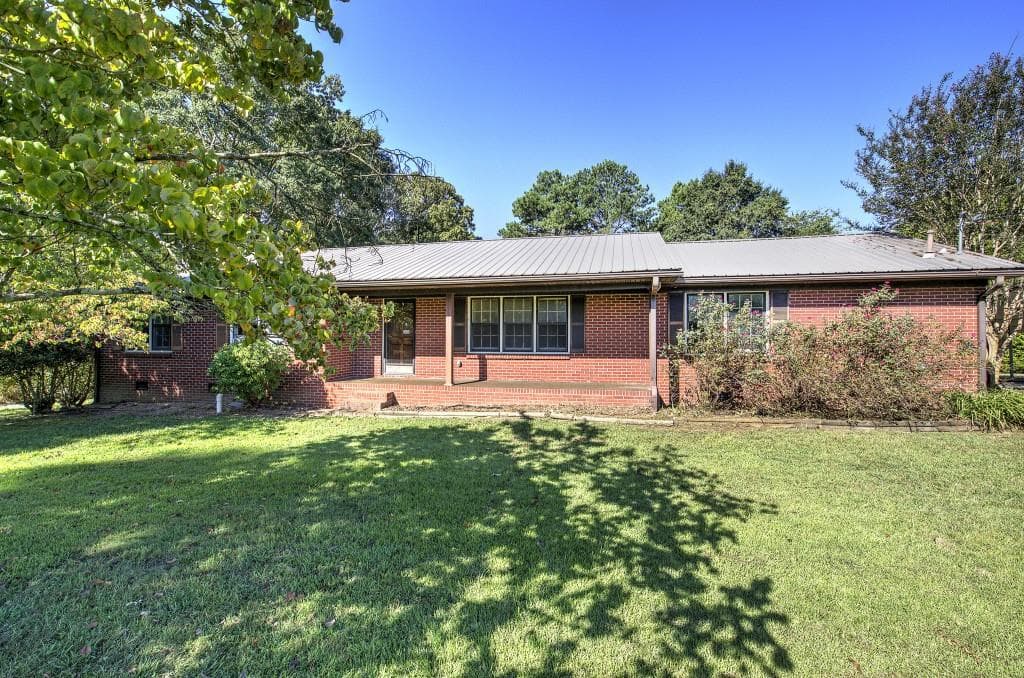 3 bedroom, 2 bathroom, 2,192 sq ft single family residence for sale at 11 Villamar Street, Rome, GA 30165 — photo 5