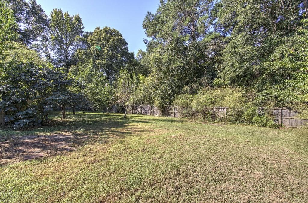 3 bedroom, 2 bathroom, 2,192 sq ft single family residence for sale at 11 Villamar Street, Rome, GA 30165 — photo 8