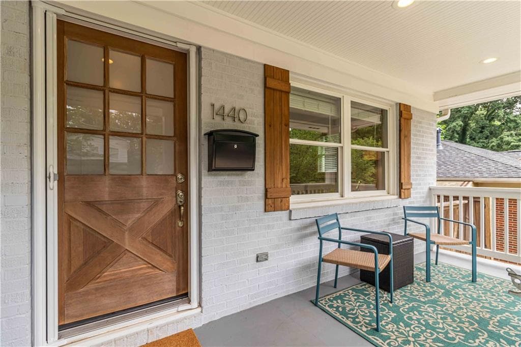 2 bedroom, 1 bathroom, 1,046 sq ft single family residence for sale at 1440 Chipley Street, Atlanta, GA 30307 — photo 5