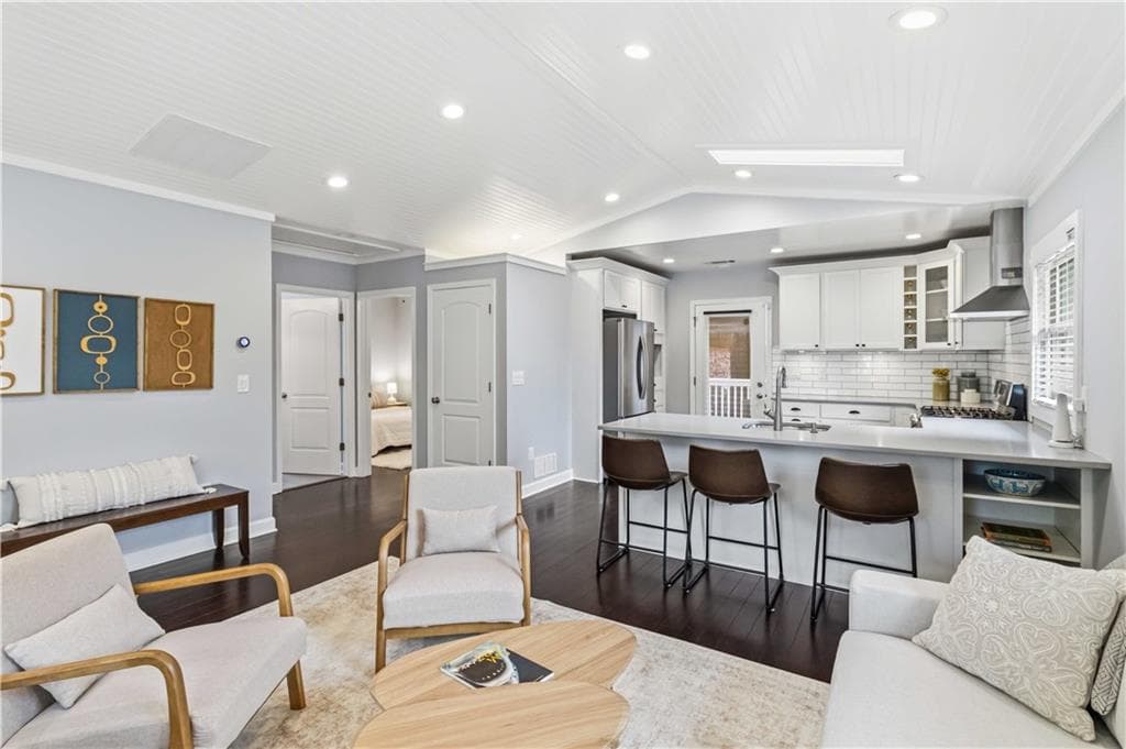 2 bedroom, 1 bathroom, 1,046 sq ft single family residence for sale at 1440 Chipley Street, Atlanta, GA 30307 — photo 9