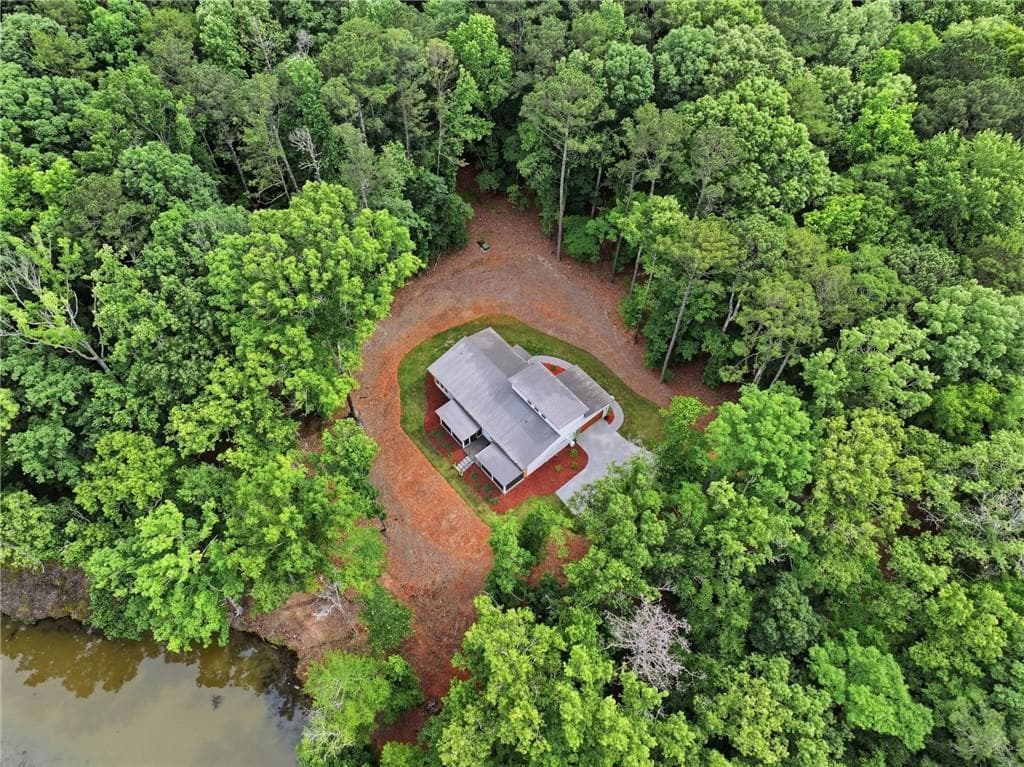 4 bedroom, 3 bathroom, 2,016 sq ft single family residence for rent at 161 Hoot Owl Lane, Eatonton, GA 31024 for $6,500 a month — photo 6