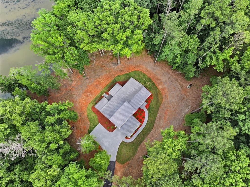 4 bedroom, 3 bathroom, 2,016 sq ft single family residence for rent at 161 Hoot Owl Lane, Eatonton, GA 31024 for $6,500 a month — photo 8