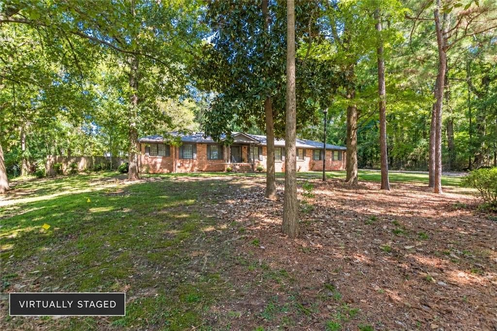 3 bedroom, 3 bathroom, 2,212 sq ft single family residence for sale at 3121 Cascade Road, Atlanta, GA 30311 — photo 2