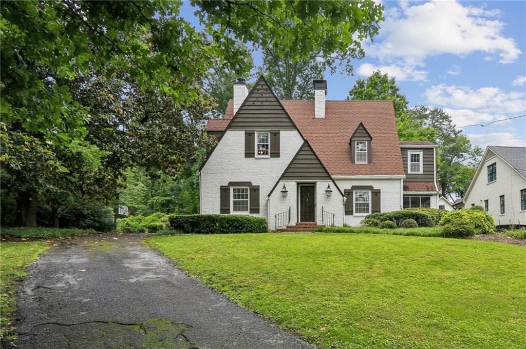4 bedroom, 3 bathroom, 2,492 sq ft single family residence for sale at 3648 Kingsboro Road, Atlanta, GA 30319 — photo 1 of 16