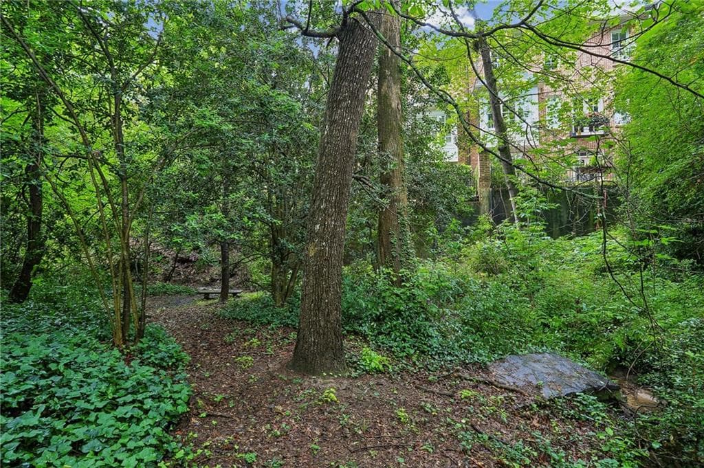 4 bedroom, 3 bathroom, 2,492 sq ft single family residence for sale at 3648 Kingsboro Road, Atlanta, GA 30319 — photo 8