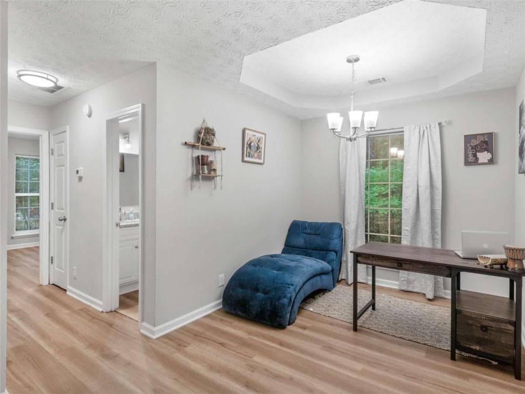 3 bedroom, 2 bathroom, 1,837 sq ft single family residence for sale at 140 Oaklake Drive, Covington, GA 30016 — photo 4