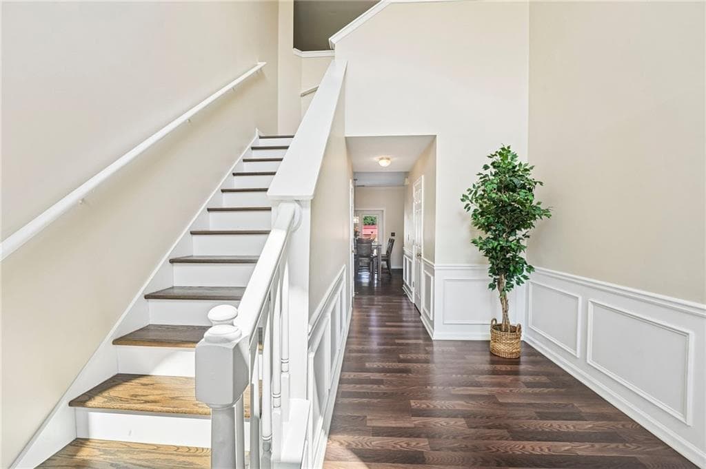 5 bedroom, 3 bathroom, 2,874 sq ft single family residence for sale at 5067 Huntcrest Drive, Mableton, GA 30126 — photo 10