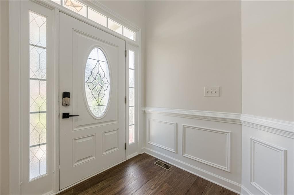 6 bedroom, 4 bathroom, 3,539 sq ft single family residence for rent at 4720 Shiloh Springs Road, Cumming, GA 30040 for $3,800 a month — photo 9