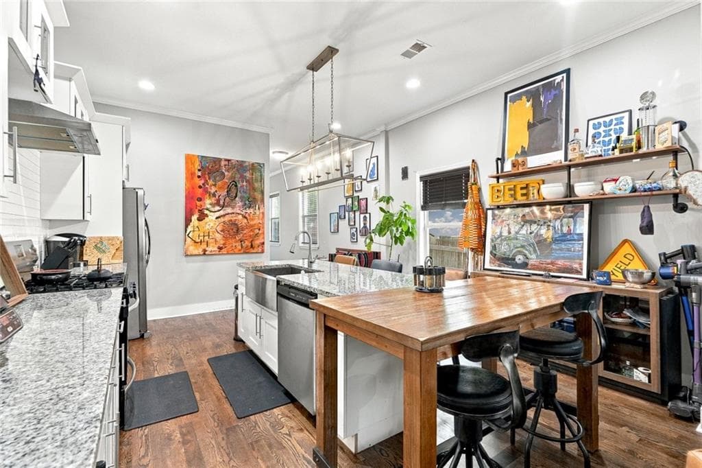 4 bedroom, 2 bathroom, 2,497 sq ft single family residence for sale at 1545 S Gordon Street, Atlanta, GA 30310 — photo 10