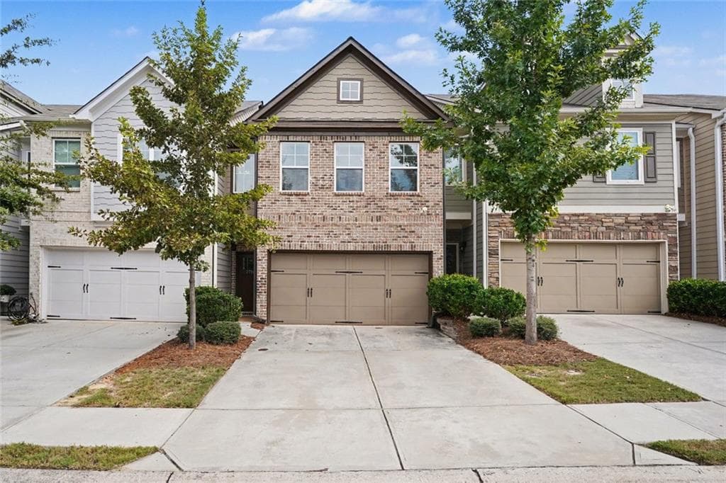 3 bedroom, 3 bathroom, 1,792 sq ft townhouse under contract at 2710 Kemp Court, Conyers, GA 30094 — photo 3