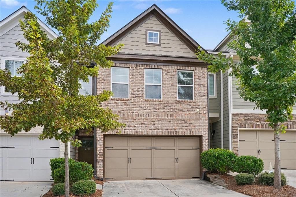 3 bedroom, 3 bathroom, 1,792 sq ft townhouse under contract at 2710 Kemp Court, Conyers, GA 30094 — photo 5