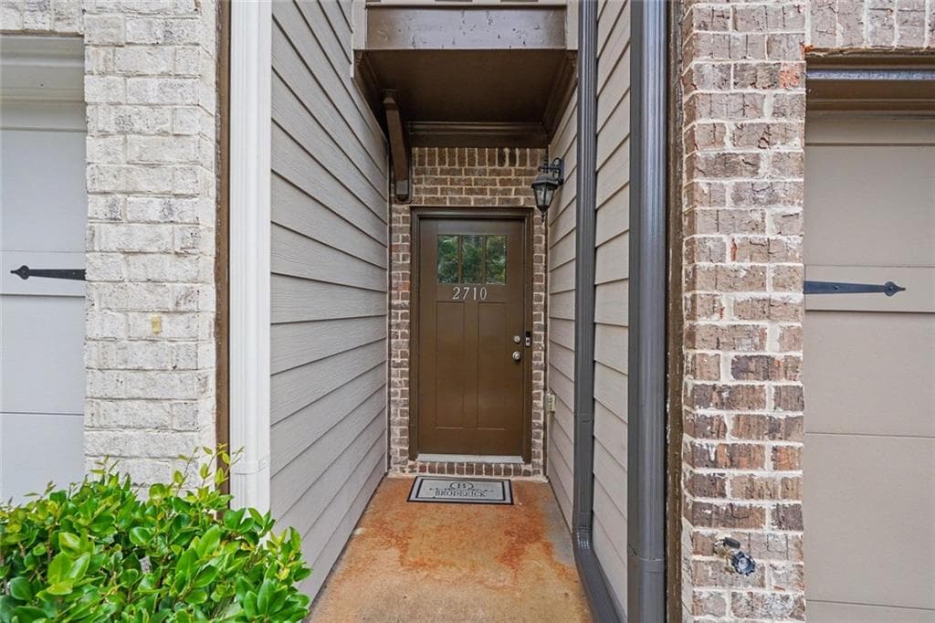 3 bedroom, 3 bathroom, 1,792 sq ft townhouse under contract at 2710 Kemp Court, Conyers, GA 30094 — photo 6